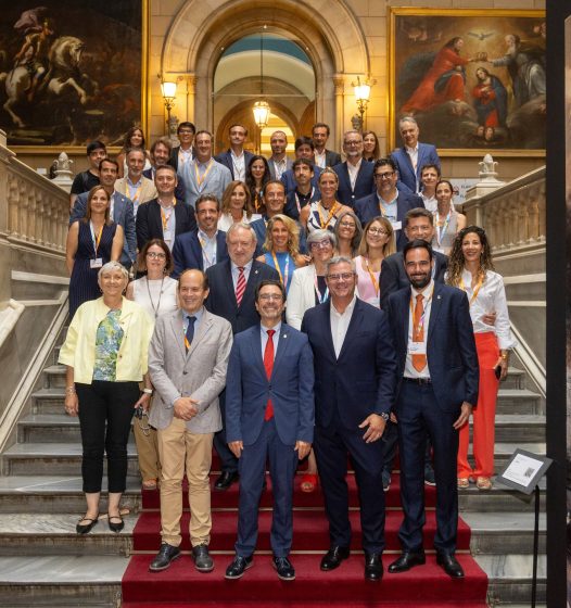 La Universidad de Barcelona y Smith+Nephew se alían para impulsar avances en cirugía artroscópica